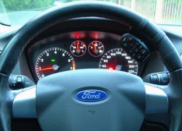 Детальное описание процесса снятия панели приборов Ford Focus 2 + фотоотчет. Данная инструкция позволит вам быстро и легко снять панель приборов св...