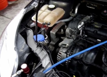 Сколько потребуется фреона R134a для заправки кондиционера Ford Focus 3 и сколько специального масла WSH-M1C231-B. Когда заправлять кондиционер и к...