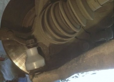 Статья о том, как можно заменить комплект сцепления на автомобиле Форд Мондео своими руками, необходимый инструмент и описание процесса проведения ...