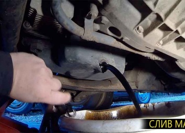 Советы и рекомендации по полной замене моторного масла для Ford Mondeo 3. Какую фирму выбрать, какой класс вязкости подойдет для двигателя Mondeo