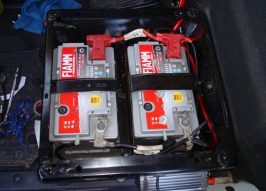 Не все знают, где находится аккумулятор на автомобиле Ford Transit и как его заменить. Особенности заводской комплектации авто аккумуляторными бата...