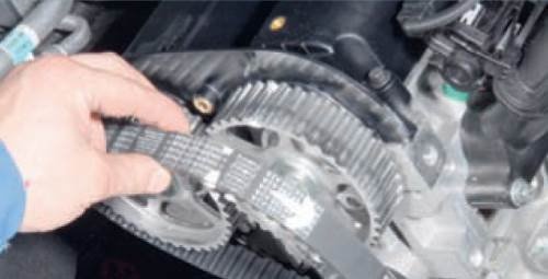 10-zamena-remnya-grm-ford-focus-2